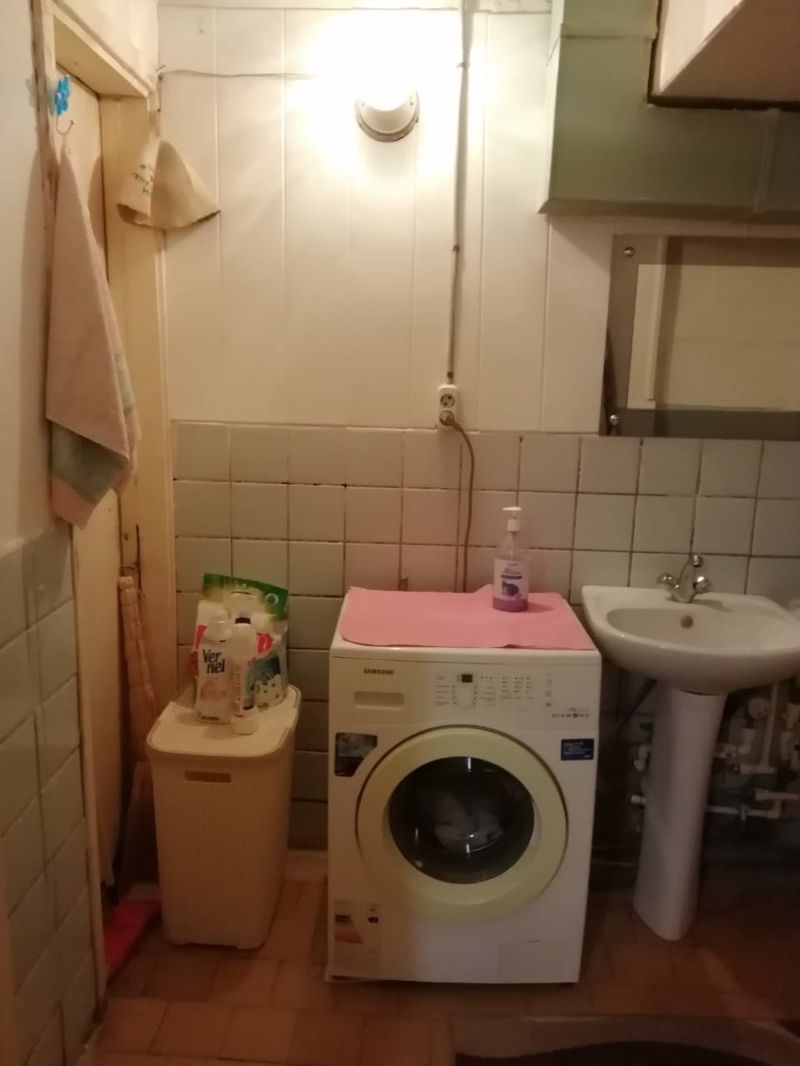 5 ти комнатный блок в квартире , отличное состояние, 2 санузла. Свобо ...