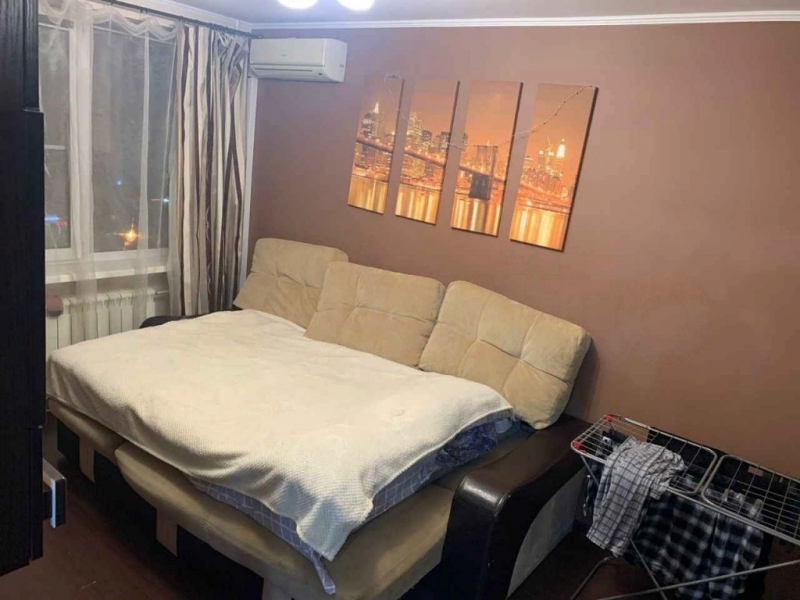 Продам 1-к квартиру в хорошем доме.