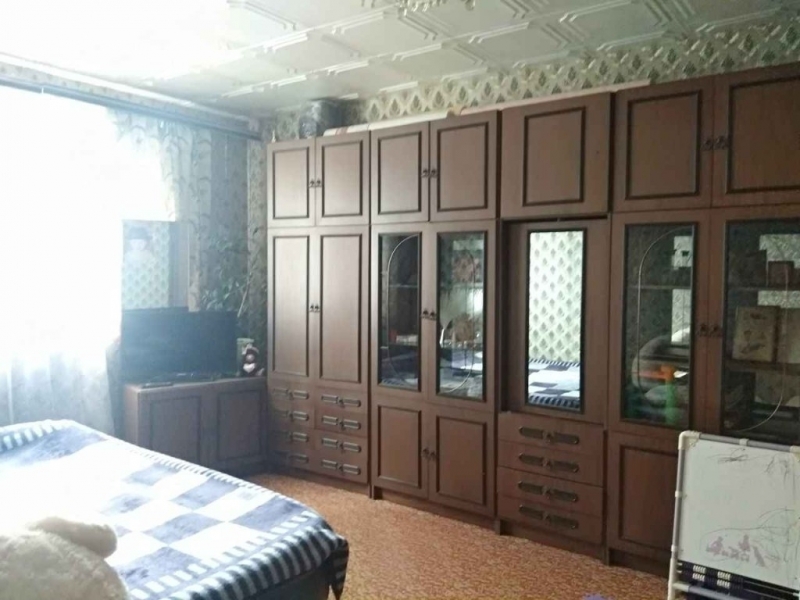 Продается 1-комнатная квартира для платежеспособных жильцов.