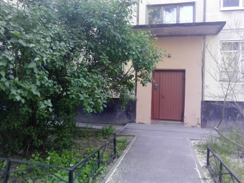 Продается 3-комнатная квартира для платежеспособных жильцов.