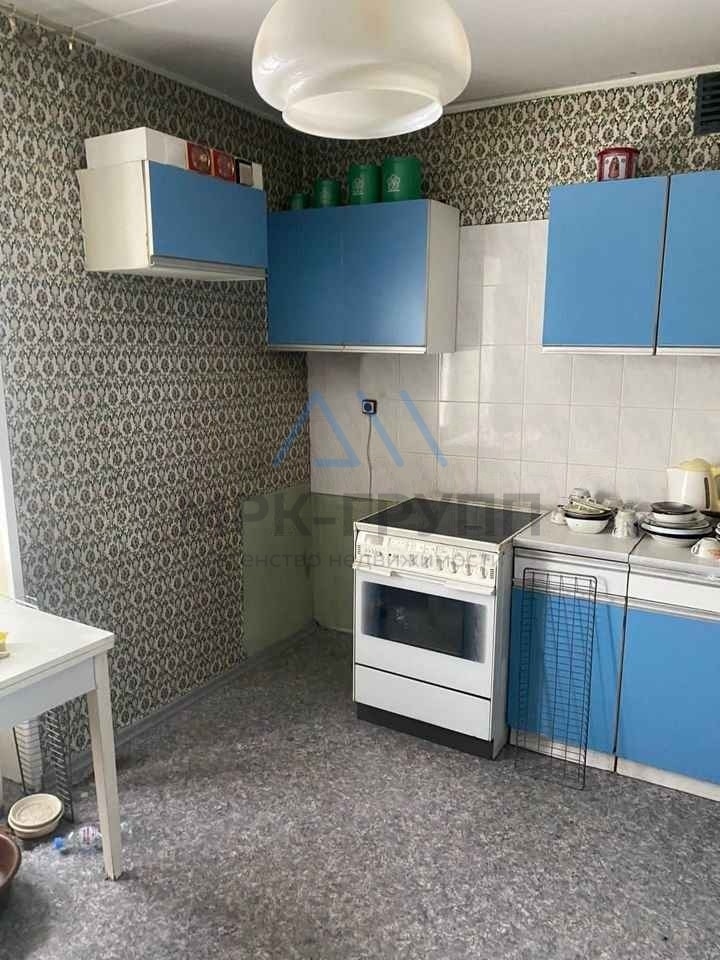 Продам 2-комнатную квартиру по отличной цене.