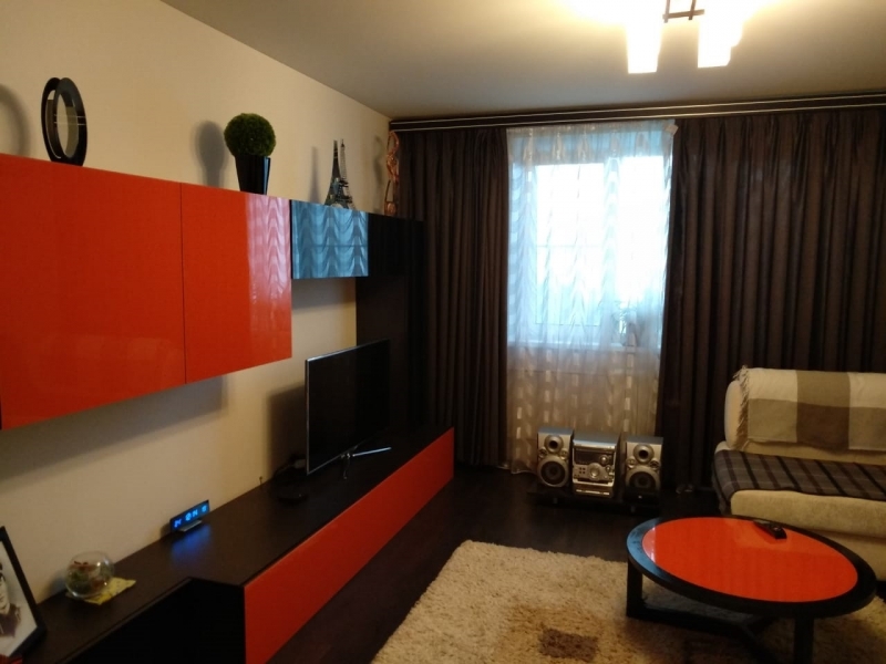 Продам уютную 3-комнатную квартиру.