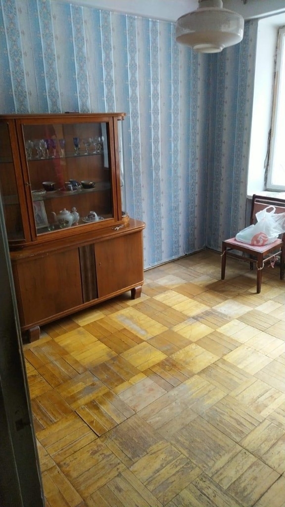 Продается 1-к квартира в хорошем развитом районе.