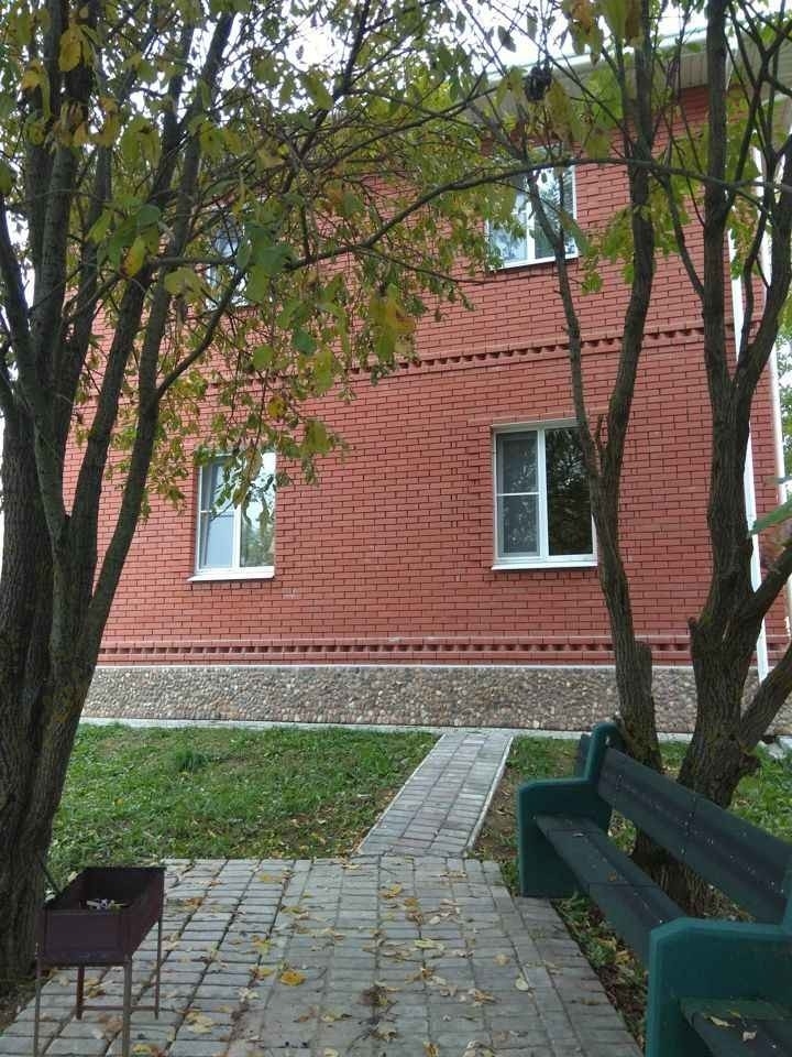   2-   ,  .