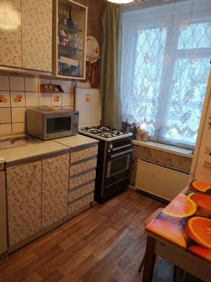 Продается 1-к квартира в хорошем развитом районе.