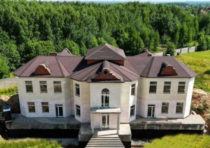 Пpoдaжа дoмa 950 м2, 43 coт. KП Сhatеau Souverаin
