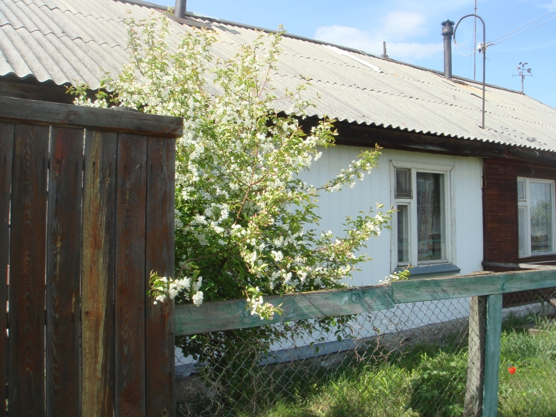 Продажа деревенского жилого дома под дачу