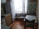Продается 4-комнатная квартира в хорошем районе.